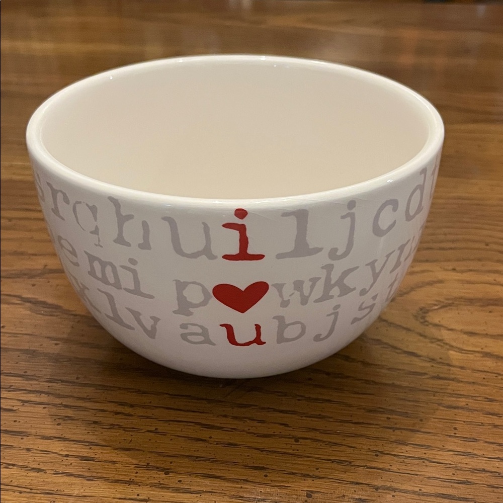 Target Valentine’s 2010 Heart Design Bowl Set - White‎ and Pink - Picture 5 of 16